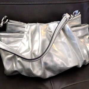 Simply Vera Shoulder Bag